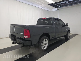 2018 Ram 1500 Express Extended Cab Medium Bed – miniatura 4