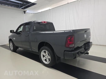 2018 Ram 1500 Express Extended Cab Medium Bed – miniatura 6