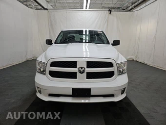 2018 Ram 1500 Express Extended Cab Medium Bed – miniatura 2