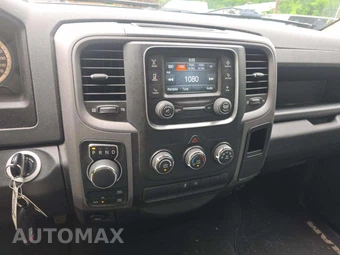 2018 Ram 1500 Express Extended Cab Medium Bed - miniatura 10