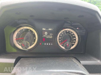 2018 Ram 1500 Express Extended Cab Medium Bed - miniatura 9