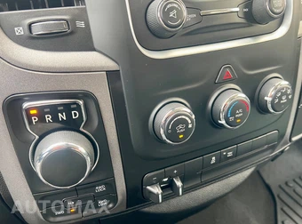 2018 Ram 1500 Express Extended Cab Medium Bed - miniatura 12