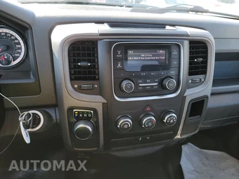 2018 Ram 1500 Express Regular Cab Long Bed – miniatura 11
