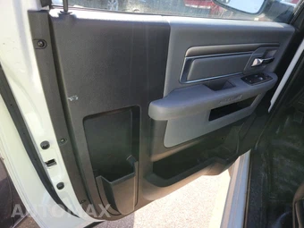 2018 Ram 1500 Express Regular Cab Long Bed – miniatura 9