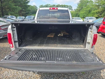 2018 Ram 1500 Laramie Crew Cab Medium Bed - miniatura 14