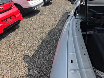 2018 Ram 1500 Laramie Crew Cab Medium Bed - miniatura 27