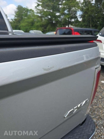 2018 Ram 1500 Laramie Crew Cab Medium Bed - miniatura 28