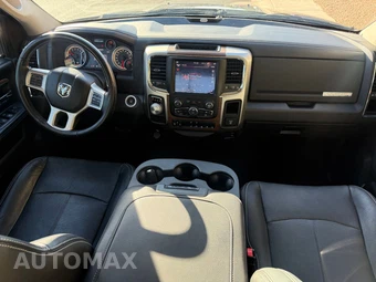 2018 Ram 1500 Laramie Crew Cab Short Bed - miniatura 11