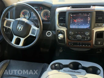 2018 Ram 1500 Laramie Crew Cab Short Bed - miniatura 12