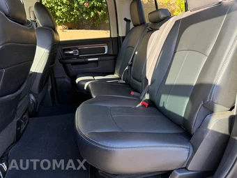 2018 Ram 1500 Laramie Crew Cab Short Bed - miniatura 8
