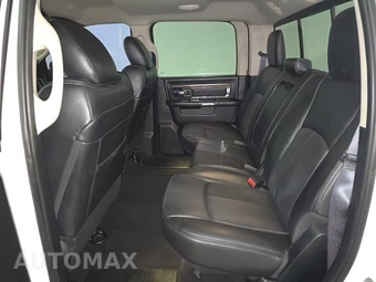 2018 Ram 1500 Laramie Crew Cab Short Bed - miniatura 13