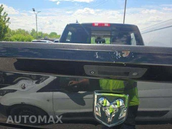 2018 Ram 1500 Laramie Crew Cab Short Bed - miniatura 13