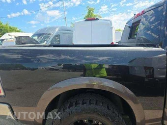 2018 Ram 1500 Laramie Crew Cab Short Bed - miniatura 17