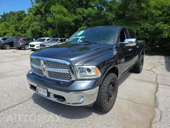 2018 Ram 1500 Laramie Crew Cab Short Bed