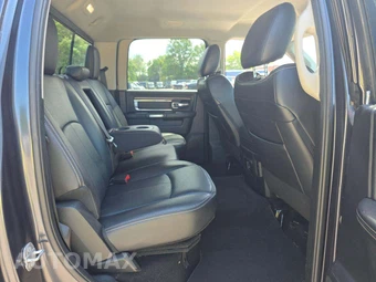2018 Ram 1500 Laramie Crew Cab Short Bed - miniatura 16