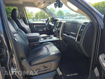 2018 Ram 1500 Laramie Crew Cab Short Bed - miniatura 18