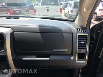 2018 Ram 1500 Laramie Crew Cab Short Bed - miniatura 19