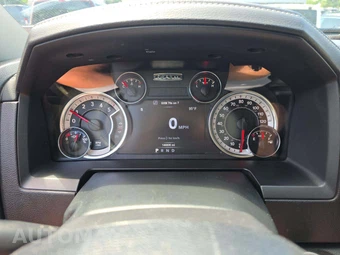 2018 Ram 1500 Laramie Crew Cab Short Bed - miniatura 9