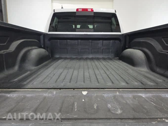 2018 Ram 1500 Laramie Crew Cab Short Bed - miniatura 16