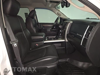 2018 Ram 1500 Laramie Crew Cab Short Bed - miniatura 8