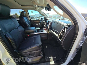 2018 Ram 1500 Laramie Crew Cab Short Bed - miniatura 15