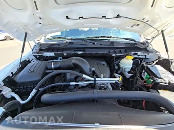 2018 Ram 1500 Laramie Crew Cab Short Bed - miniatura 24