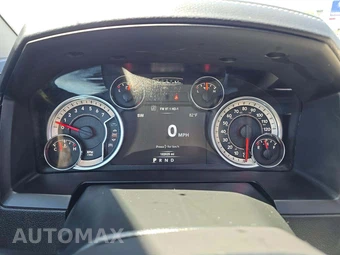 2018 Ram 1500 Laramie Crew Cab Short Bed - miniatura 6