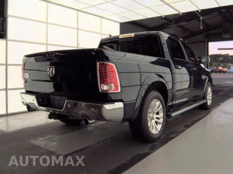 2018 Ram 1500 Laramie Longhorn Crew Cab Short Bed - miniatura 4