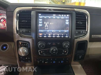 2018 Ram 1500 Laramie Longhorn Crew Cab Short Bed - miniatura 10