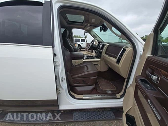 2018 Ram 1500 Laramie Longhorn Crew Cab Short Bed - miniatura 18