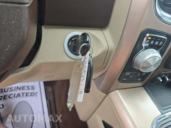 2018 Ram 1500 Laramie Longhorn Crew Cab Short Bed - miniatura 8