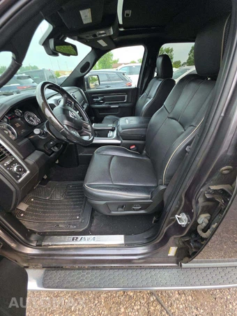 2018 Ram 1500 Limited Crew Cab Short Bed - miniatura 6