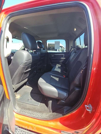 2018 Ram 1500 Night Crew Cab Short Bed – miniatura 13
