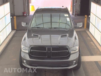 2018 Ram 1500 Night Crew Cab Short Bed – miniatura 2
