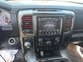 2018 Ram 1500 Night Crew Cab Short Bed - miniatura 10