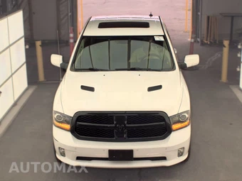 2018 Ram 1500 Night Crew Cab Short Bed - miniatura 2