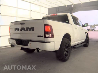 2018 Ram 1500 Night Crew Cab Short Bed - miniatura 4