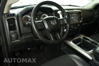 2018 Ram 1500 Night Crew Cab Short Bed - miniatura 2