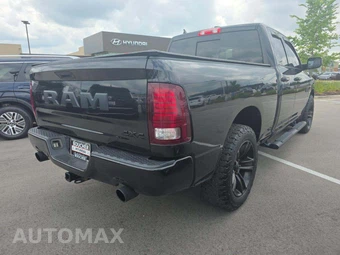 2018 Ram 1500 Night Extended Cab Medium Bed - miniatura 3
