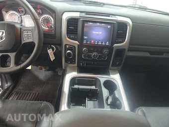 2018 Ram 1500 Outdoorsman Crew Cab Medium Bed – miniatura 11