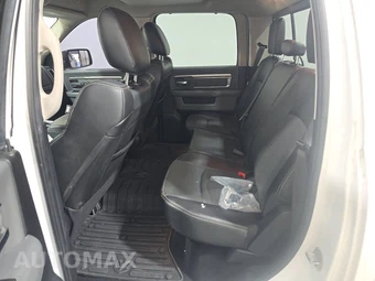 2018 Ram 1500 Outdoorsman Crew Cab Medium Bed – miniatura 13
