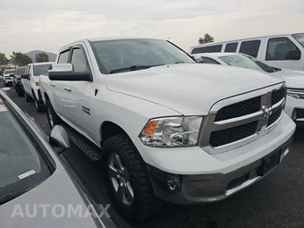 2018 Ram 1500 SLT Crew Cab Short Bed - miniatura 3