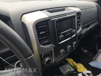 2018 Ram 1500 SLT Extended Cab Medium Bed - miniatura 11
