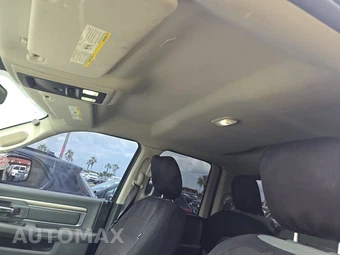 2018 Ram 1500 SLT Extended Cab Medium Bed - miniatura 17