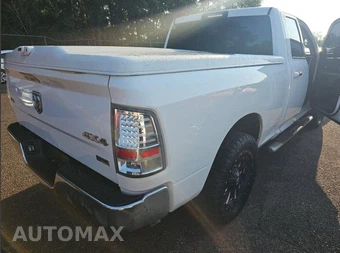 2018 Ram 1500 SLT Extended Cab Medium Bed — samochód z USA z aukcji Manheim, oferta Kup Teraz w AUTOMAX