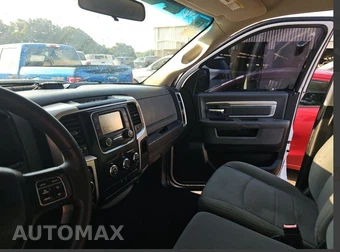 2018 Ram 1500 SLT Extended Cab Medium Bed – miniatura 7
