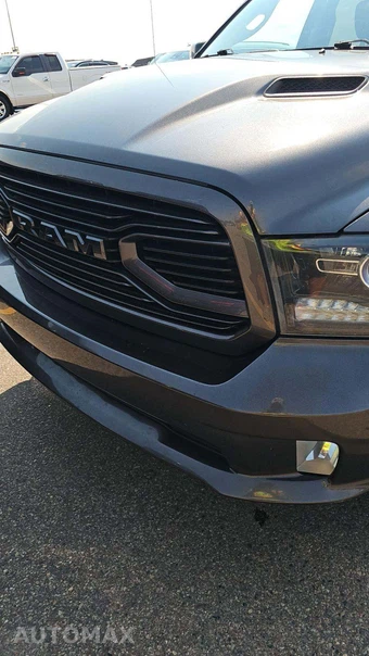 2018 Ram 1500 Sport Crew Cab Medium Bed - miniatura 24