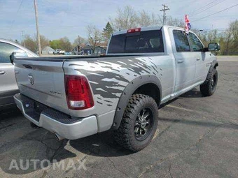 2018 Ram 1500 Sport Crew Cab Medium Bed - miniatura 3
