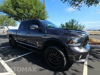 2018 Ram 1500 Sport Crew Cab Medium Bed - miniatura 3