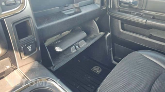 2018 Ram 1500 Sport Crew Cab Medium Bed - miniatura 24